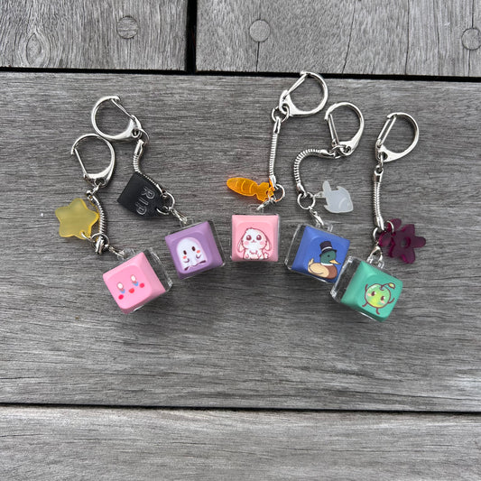 Keycap light up keychain